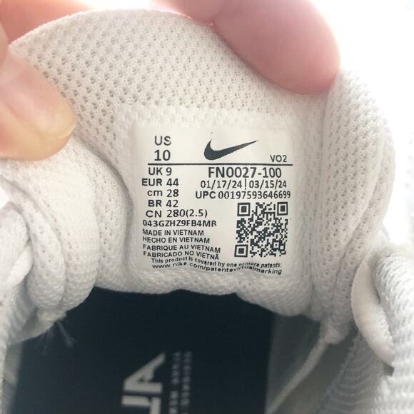 Nike Alpha Menace Mens 4 Varsity Molded Football Cleats 10 White Black NWOB - Picture 11 of 11